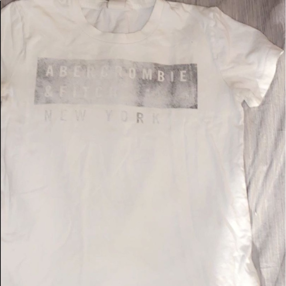 Abercrombie Tshirt